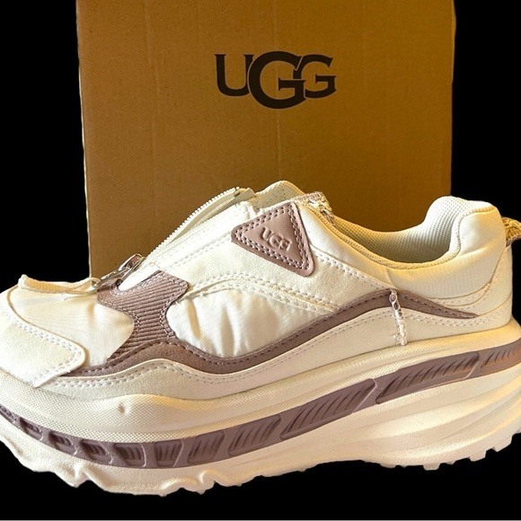 UGG Shoes - Ugg NWT sneaker/tennis shoes CA805 116311 SZ40